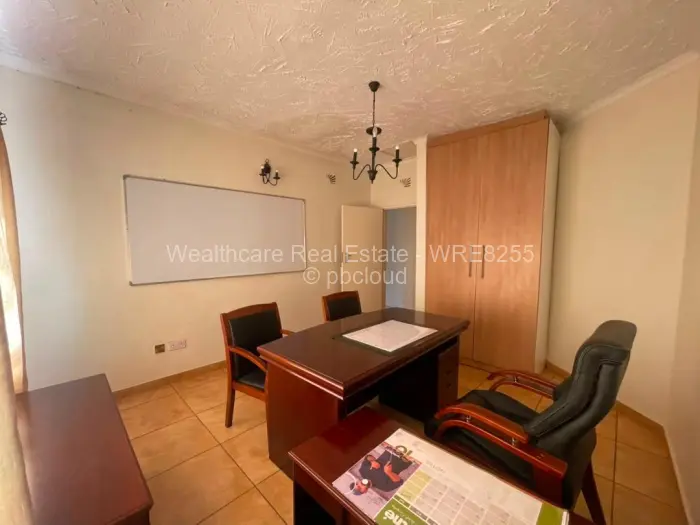 5 Bedroom House for Sale in Bluff Hill, Harare