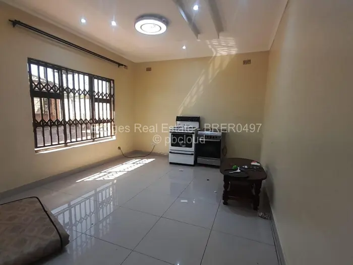 5 Bedroom House to Rent in Sunway City, Harare