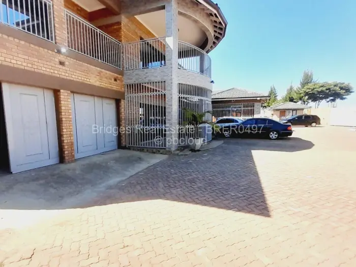 5 Bedroom House to Rent in Sunway City, Harare