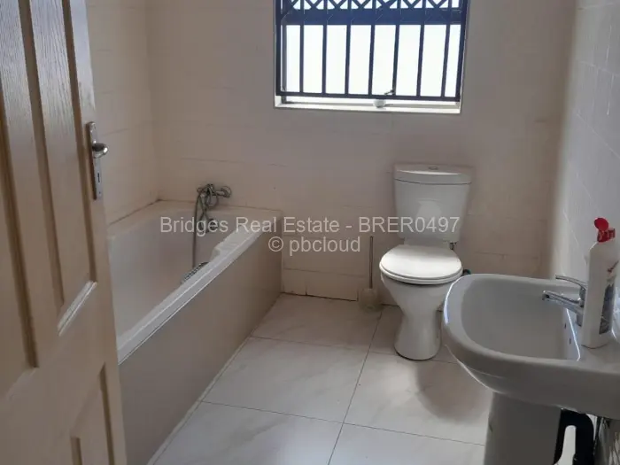 5 Bedroom House to Rent in Sunway City, Harare