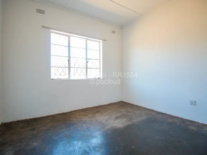 Commercial Stand for Sale in Glen Lorne, Harare