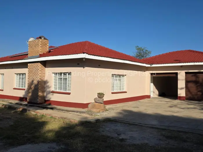 3 Bedroom House for Sale in Burnside, Bulawayo