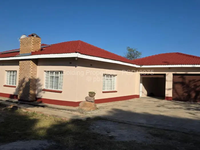3 Bedroom House for Sale in Burnside, Bulawayo