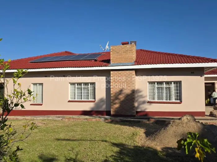 3 Bedroom House for Sale in Burnside, Bulawayo