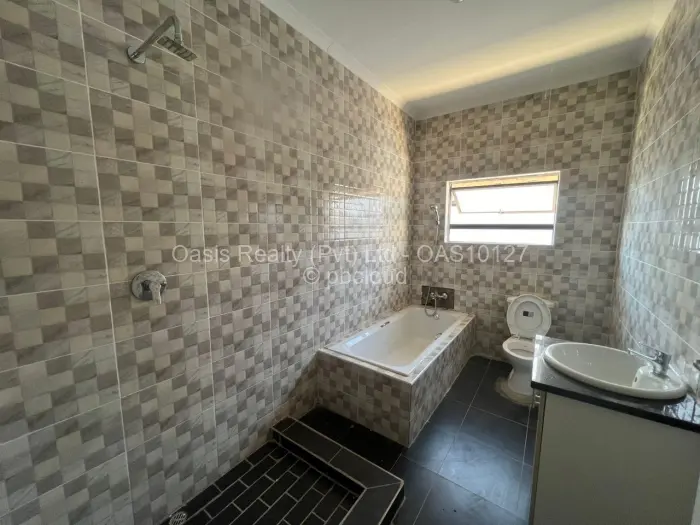3 Bedroom House to Rent in Ashdown Park, Harare