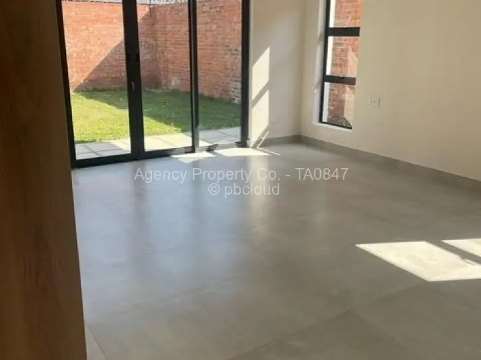 Townhouse/Cluster for Sale in Newlands, Harare