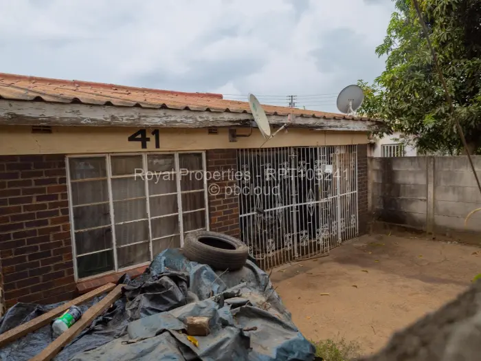 3 Bedroom House for Sale in Mufakose, Harare