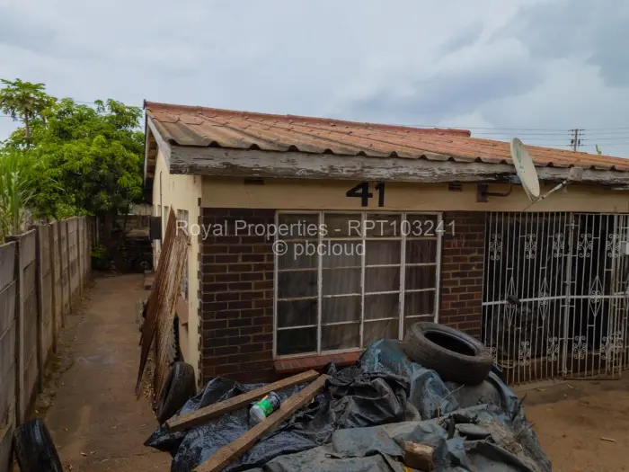 3 Bedroom House for Sale in Mufakose, Harare