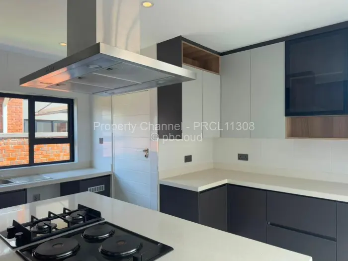Townhouse/Cluster to Rent in Chisipite, Harare