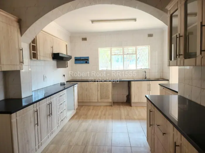 Office to Rent in Helensvale, Harare
