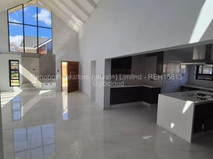 Townhouse/Cluster to Rent in The Grange, Harare