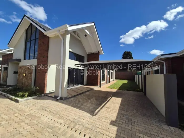 Townhouse/Cluster to Rent in The Grange, Harare