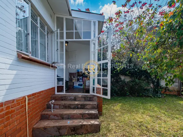 2 Bedroom House to Rent in Greendale, Harare
