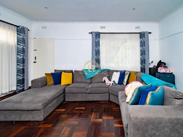 2 Bedroom House to Rent in Greendale, Harare