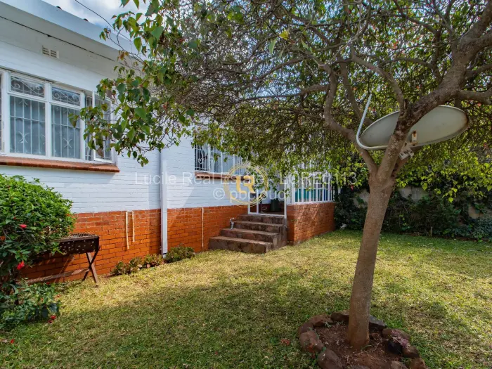 2 Bedroom House to Rent in Greendale, Harare