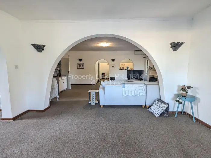 4 Bedroom House to Rent in Highlands