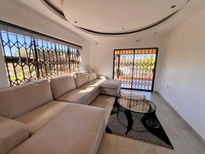 4 Bedroom House to Rent in Greendale North