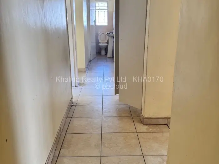 3 Bedroom House to Rent in Mainway Meadows
