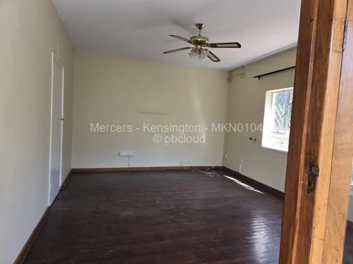 Flat/Apartment to Rent in Avondale