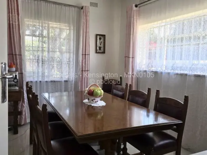 4 Bedroom House to Rent in Alexandra Park