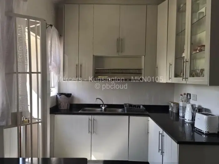 4 Bedroom House to Rent in Alexandra Park