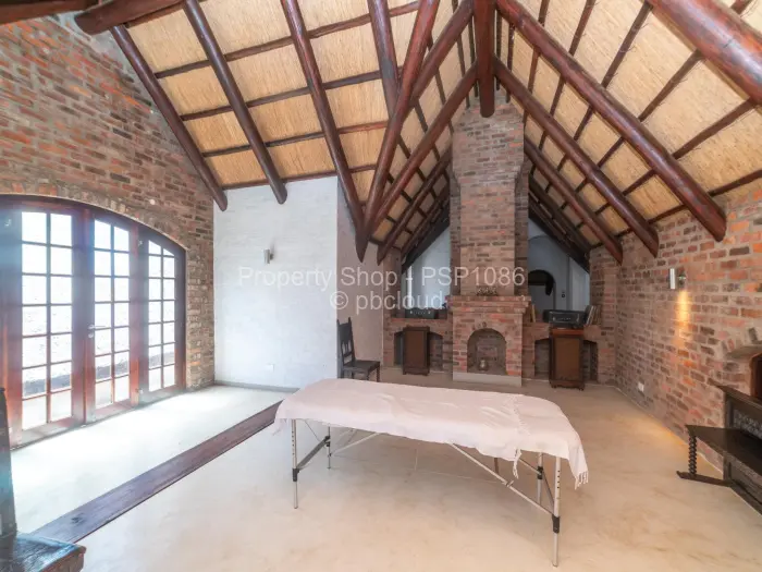 5 Bedroom House for Sale in Umwinsidale, Harare