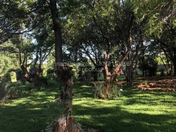 5 Bedroom House for Sale in Riverside South, Bulawayo