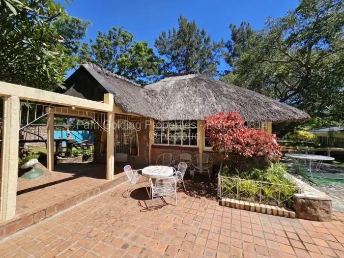 4 Bedroom House for Sale in Burnside, Bulawayo