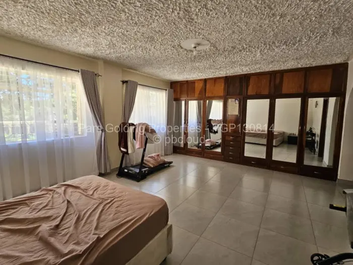 4 Bedroom House for Sale in Burnside, Bulawayo