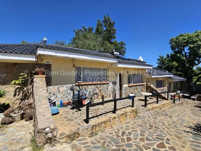 4 Bedroom House for Sale in Burnside, Bulawayo