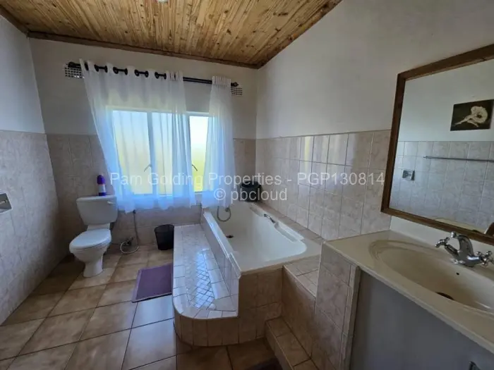 4 Bedroom House for Sale in Burnside, Bulawayo