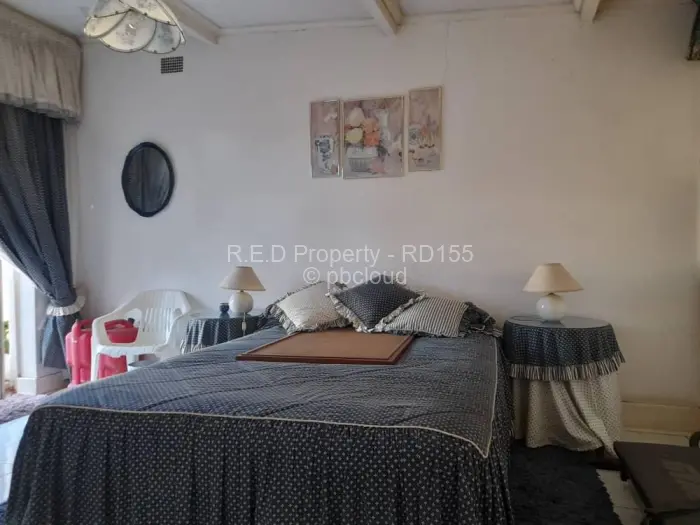 2 Bedroom House for Sale in Bulawayo City Centre, Bulawayo