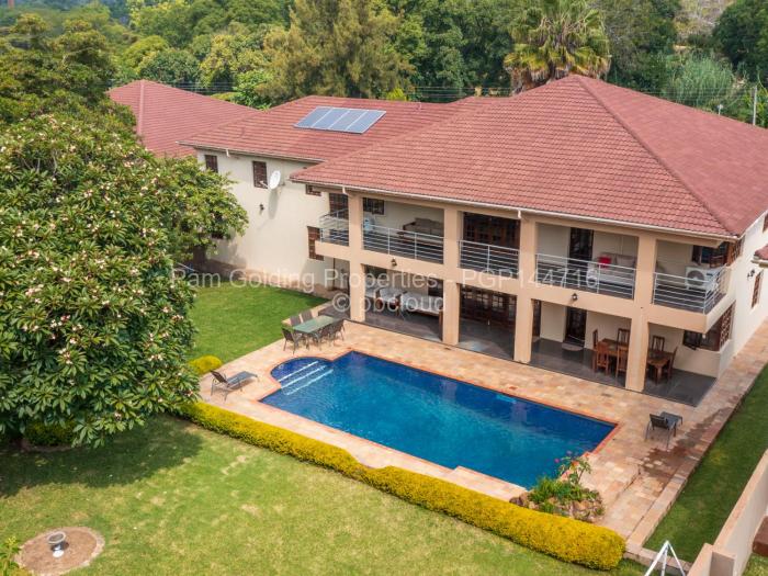 Townhouse/Cluster for Sale in Ballantyne Park, Harare