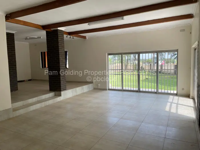 Townhouse/Cluster for Sale in Ballantyne Park, Harare