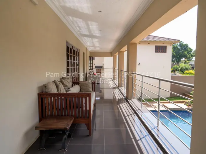 Townhouse/Cluster for Sale in Ballantyne Park, Harare