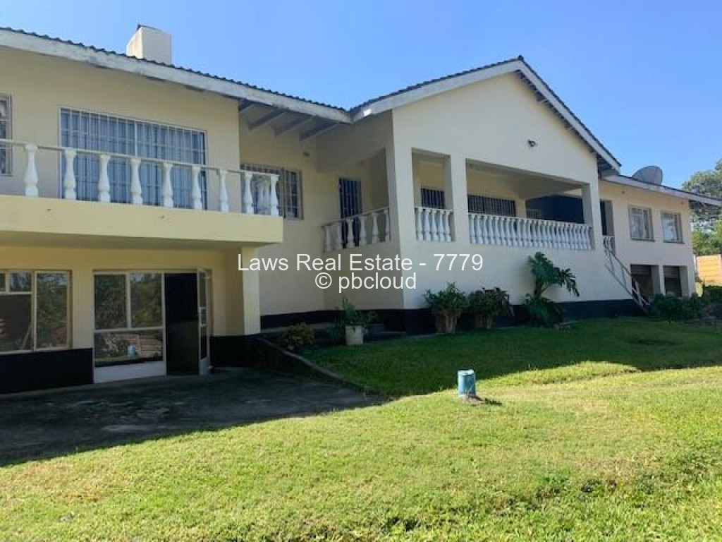 6 Bedroom House for Sale in Glen Lorne, Harare