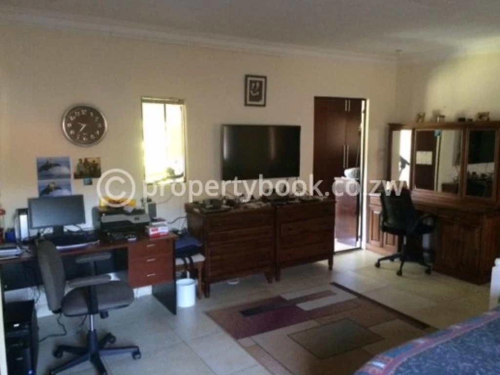 4 Bedroom House to Rent in Gunhill, Harare