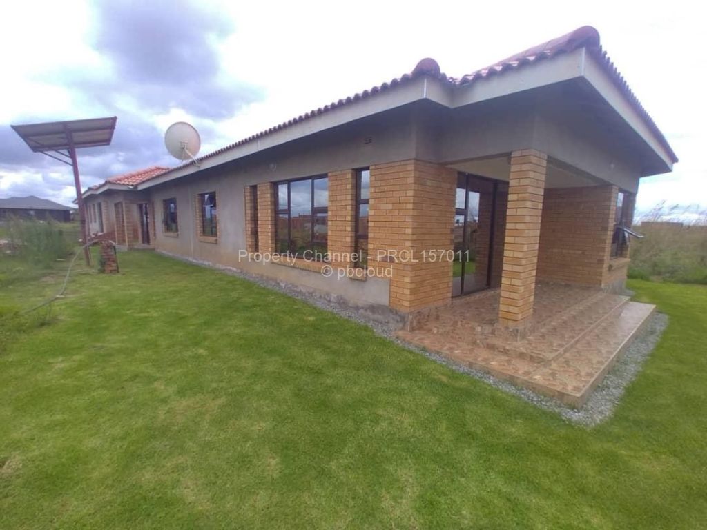 4 Bedroom House for Sale in Glaudina, Harare