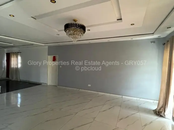 6 Bedroom House to Rent in Kadoma, Kadoma