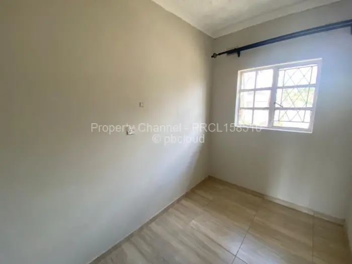 Warehouse/Industrial to Rent in Bluff Hill, Harare