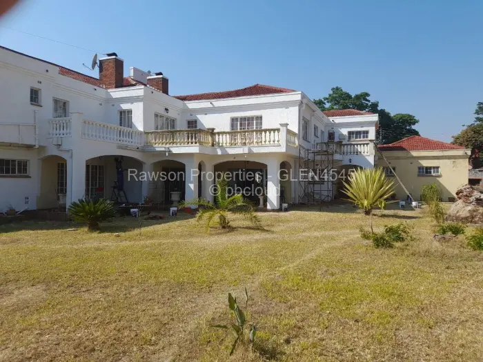 6 Bedroom House for Sale in Glen Lorne, Harare