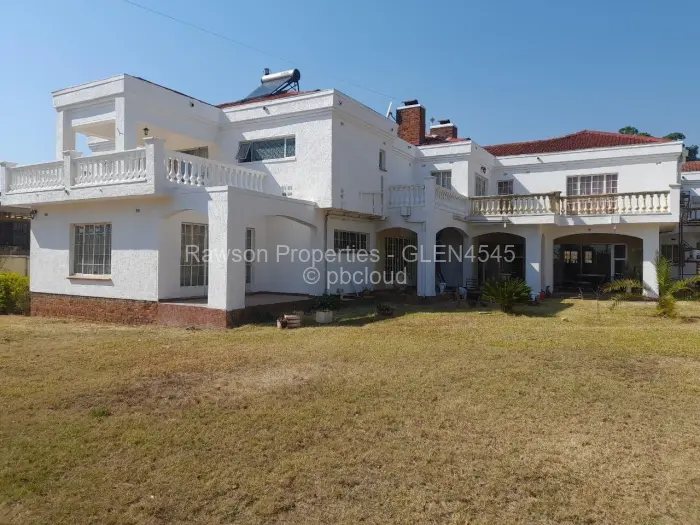 6 Bedroom House for Sale in Glen Lorne, Harare