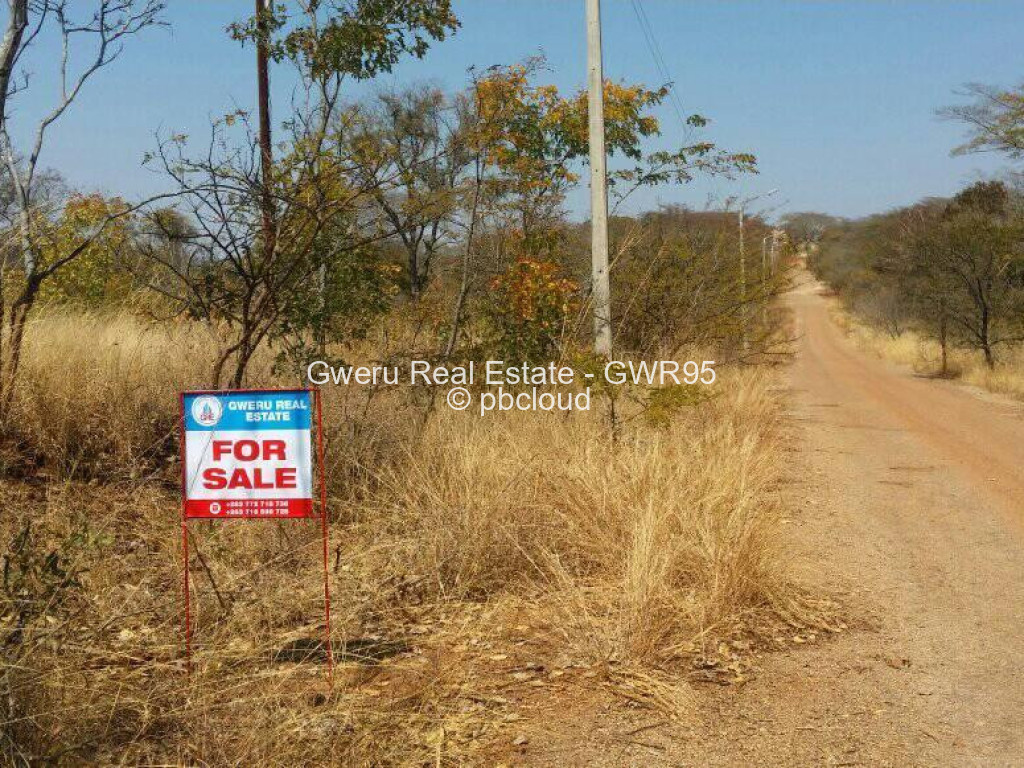 Farm/Plot for Sale in Hertifordshire, Gweru