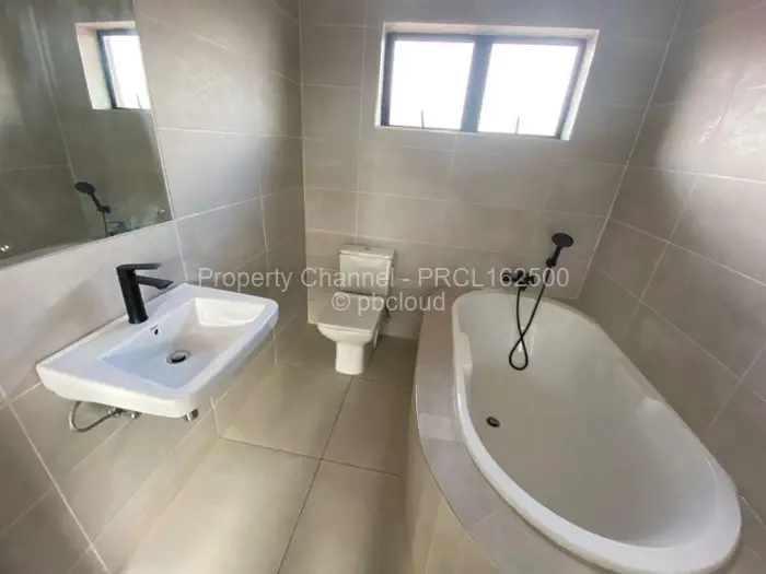 4 Bedroom House to Rent in Fairview, Harare