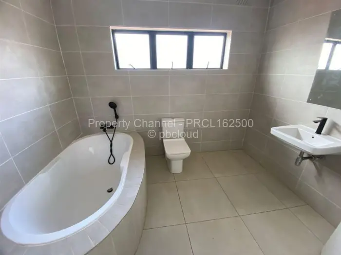 4 Bedroom House to Rent in Fairview, Harare