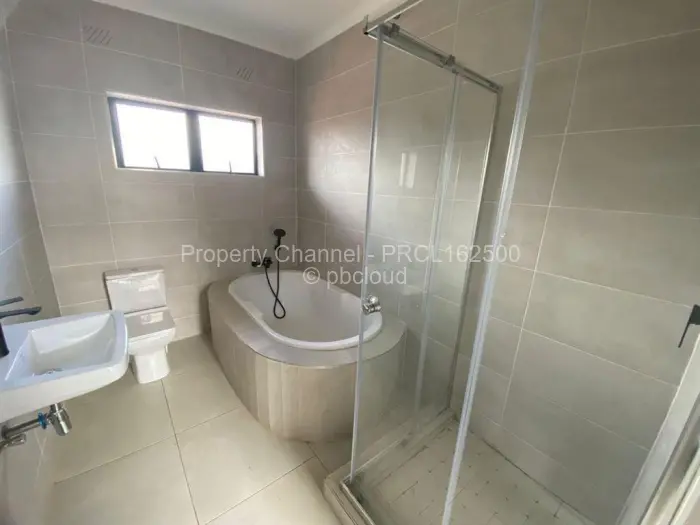 4 Bedroom House to Rent in Fairview, Harare