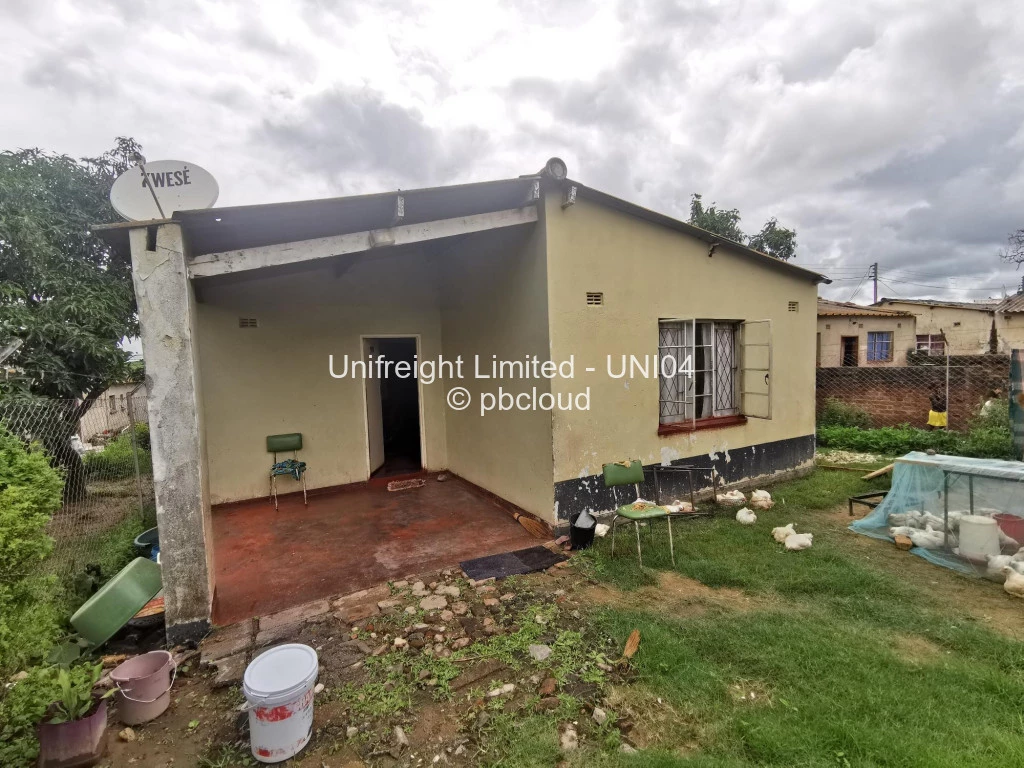 2 Bedroom House for Sale in Karoi, Karoi