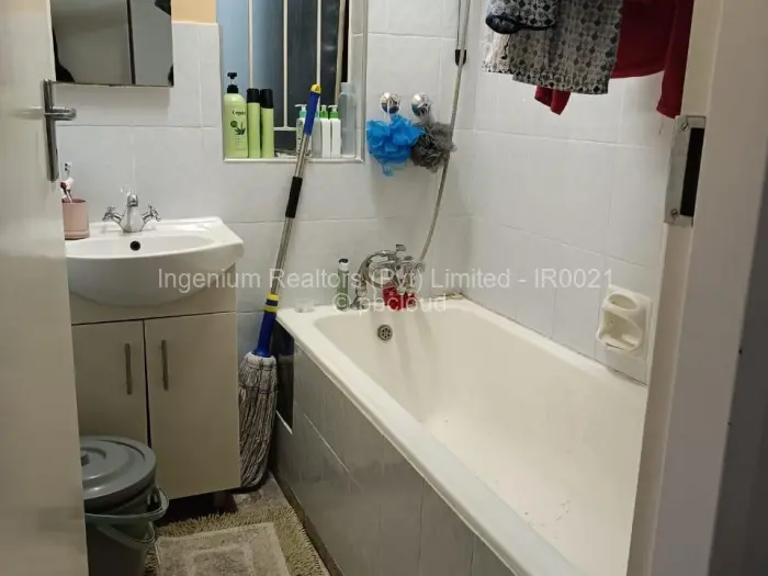 Flat/Apartment to Rent in Avenues