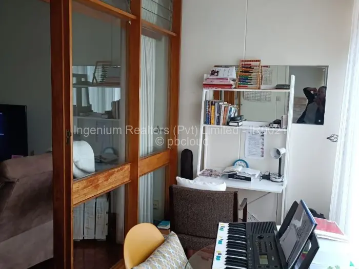 Flat/Apartment to Rent in Avenues