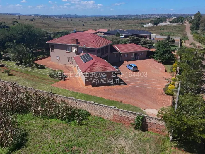 7 Bedroom House for Sale in Hogerty Hill, Harare